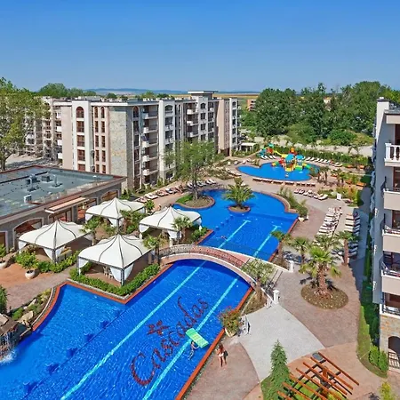 Cascadas Family * Slantchev Briag